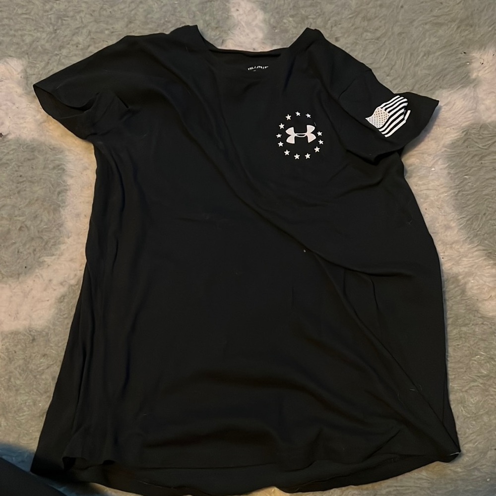 Under armour shirt